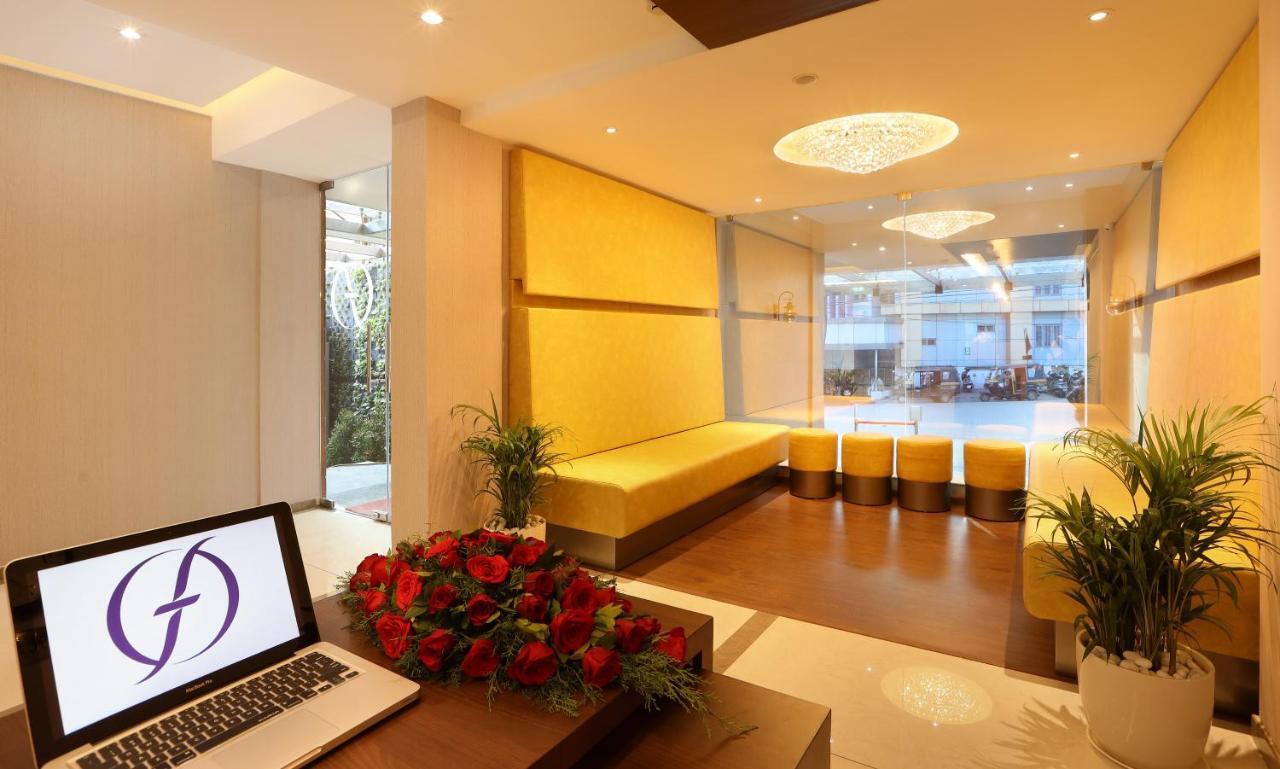 Flora Charishma Residency Aluva Ξενοδοχείο Kochi Εξωτερικό φωτογραφία